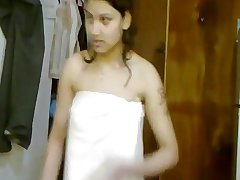 Indian Sexy Girl Dancing To Movie Song In Towel
