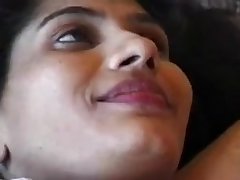 Money K Liye Muth Maar Deti Hu