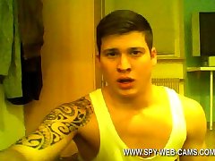 webcams tube girls using webcams in the library www.spy-web-cams.com