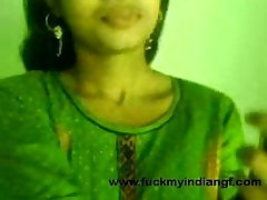 indian cute girl showing boobs to her byfriend