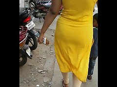 Big ass shaking on road