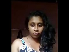 South Indian mallu girl Anjusha self made clip leaked by her bf