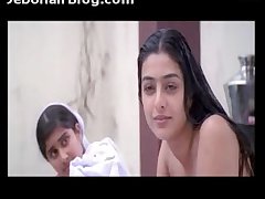 aishwarya-tabu-bathing-